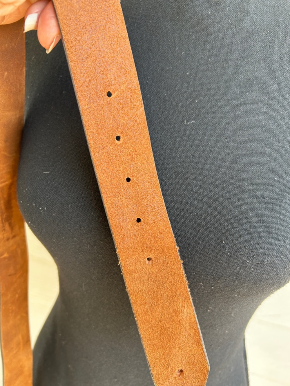 JUSTIN brown top grain leather belt. Size 39. Beautiful marble laid buckle. - Picture 9 of 12